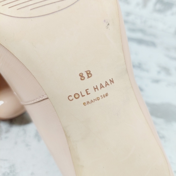 New Cole Haan  Gabbie   Patent Leather Cream Almond Toe Pumps I715 - Picture 12 of 13